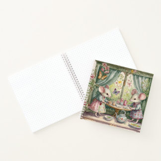 Kleine muis aan tafel bullet journal notitieboek
