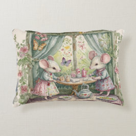 Kleine muis aan tafel tuin illustratie accent kussen