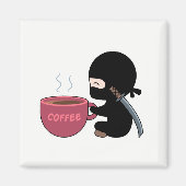 Kleine Ninja met grote koffie-Mok Magneet (Voorkant)