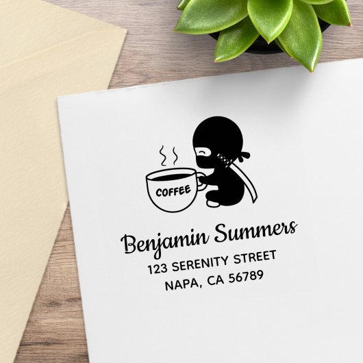 Kleine ninja met grote koffiemok adres 	rubberstempel