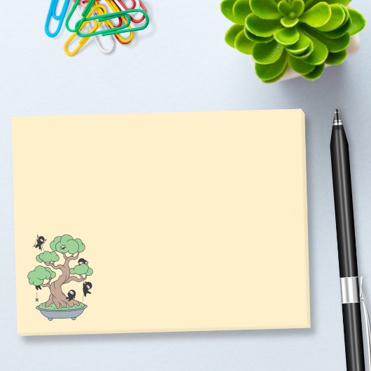 Kleine Ninjas in Bonsai-boom op Geel Post-it® Notes