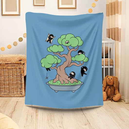 Kleine Ninjas in Bonsai Tree op Blauw Fleece Deken