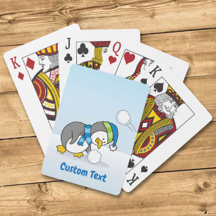 Kleine pinguïn die een sneeuwbalfiets krijgt pokerkaarten