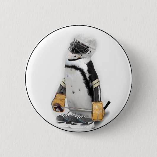 Kleine pinguïn met sleutelvistuig ronde button 5,7 cm (Voorkant)