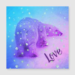 Kleine Polaire Beer die zijn hoofd op de sneeuw ze