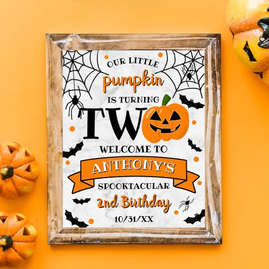Kleine pompoen die twee Halloween 2e verjaardag dr Poster