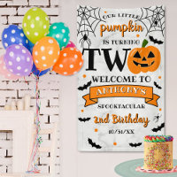 Kleine pompoen die twee Halloween 2e verjaardag dr