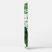 Kleine witte bloemen overdag in het gras Case-Mate iPhone case (Achterkant / Rechts)