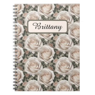 Kleine witte rozen gepersonaliseerd notitieboek