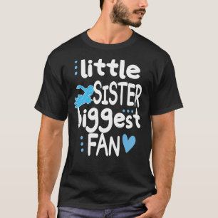 Kleine zuster die een zuster van een zwemmer zwemt t-shirt
