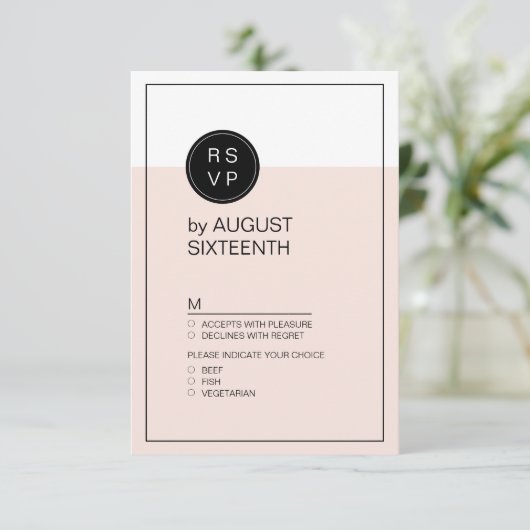 Kleur bewerkbare minimalistische moderne bruiloft RSVP kaartje (Staand voorkant)