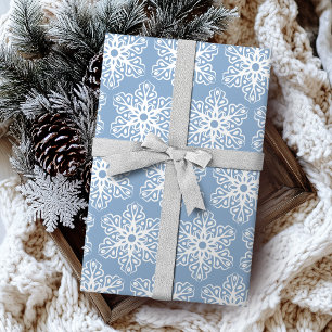 Kleur Editable Blue en White Snowflakes Kerstmis Cadeaupapier