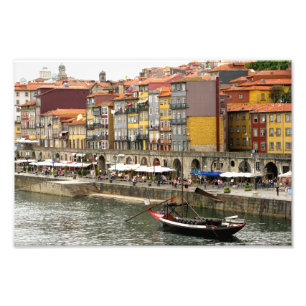 Kleuren van de stadshaven in Porto Portugal Foto Afdruk
