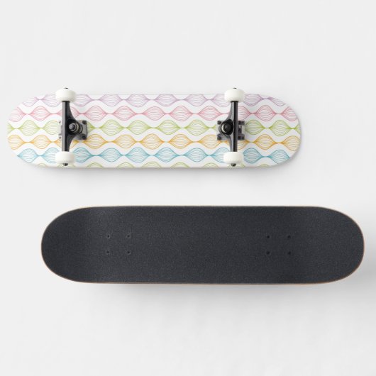 Kleurig horizontaal ogeenpatroon skateboard (Horizontaal)