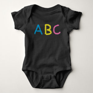 Kleurkrijtletters ABC Romper