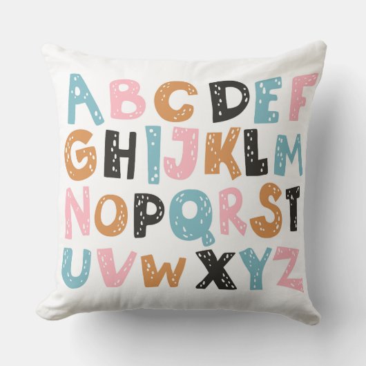 Kleurrijk Alfabet kussen, ABC kussen (Voorkant)