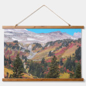 Kleurrijk bergdal landschap hangend wandkleed (Voorkant)