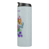 Kleurrijk boeket van bloemen op stengel vlinders thermosbeker (Geroteerd rechts)