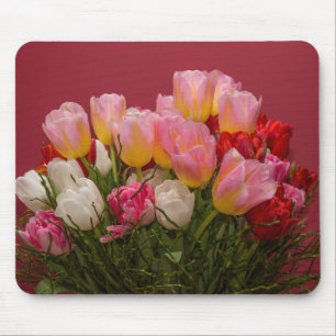 Kleurrijk boeket van tulpen muismat