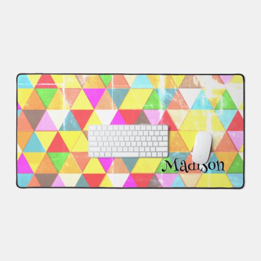 Kleurrijk driehoeksretro geometriepatroon Monogram Bureaumat (Keyboard & Muis)