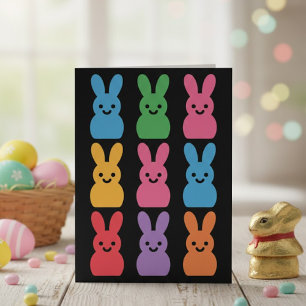 Kleurrijk Easter Bunny Pop Art patroon op zwart Feestdagenkaart