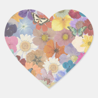 Kleurrijk geperst bloemencapier hart sticker