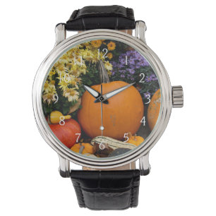 Kleurrijk herfst decoratief pompoenscherm horloge