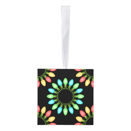 Kleurrijk kerstlamppatroon op maat kubus ornament (Rechts)