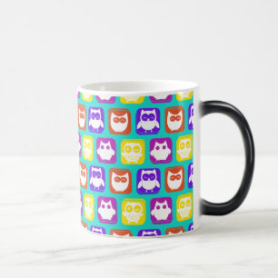 Kleurrijk owl patroon magische mok