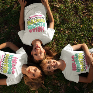 Kleurrijk retro kleuterleidster t-shirt voor onder