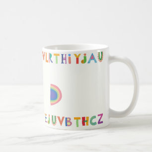 Kleurrijk Speels Alfabet Ontwerp met Regenboog Koffiemok