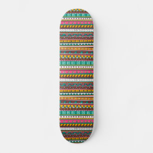 Kleurrijk Stammenpatroon Skateboard