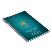 Kleurrijk symbool voor Vriksasana - Yoga Tree pose Notitieboek (Rechterzijde)