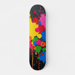 Kleurrijk verfspat- en druppelabstract ontwerp skateboard