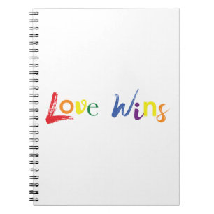 Kleurrijk, vrolijk, creatief design van Love Wins Notitieboek