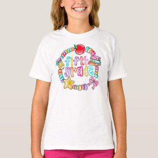 Kleurrijke armband voor vijfde klas t-shirt