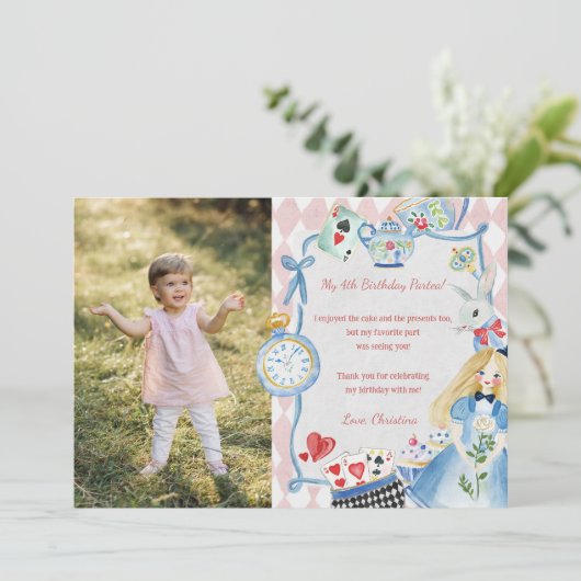 Kleurrijke betoverde Alice in Wonderland verjaarda Bedankkaart (Staand voorkant)