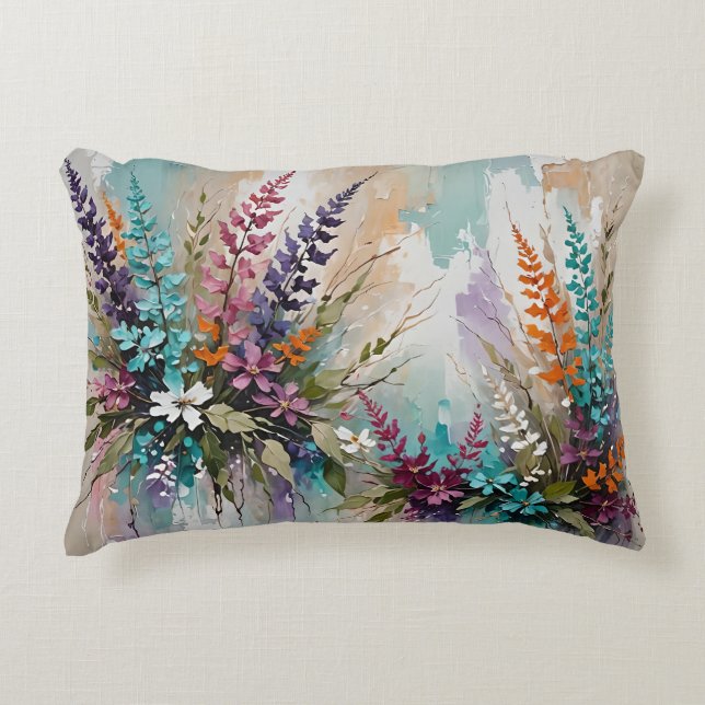 Kleurrijke Bloemen op Blauw Beige Witte Lavendel Accent Kussen (Voorkant)