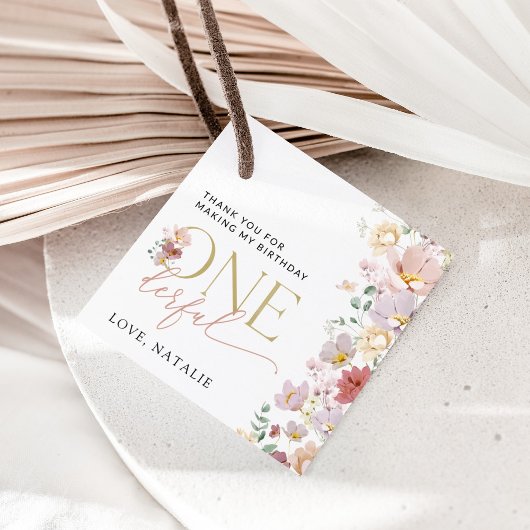 Kleurrijke bloemen, wilde bloemen, eerste verjaard bedankjes labels