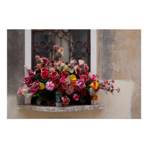 Kleurrijke Bos Met Plastic Rozen Perfect Poster