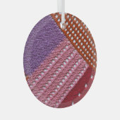 Kleurrijke brei: Abstracte patchwork textuur. Glas Ornament (Voorkant Rechts)