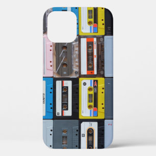 Kleurrijke Cassettebandjes:  Collectie. iPhone 12 Hoesje