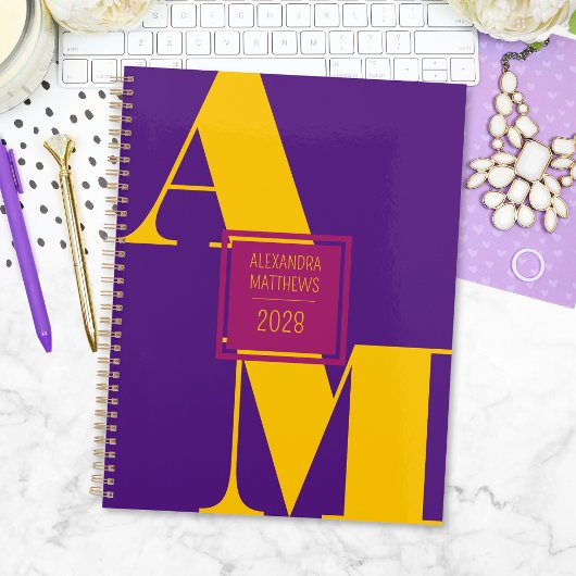 Kleurrijke Custom Year Monogram en Naam Planner