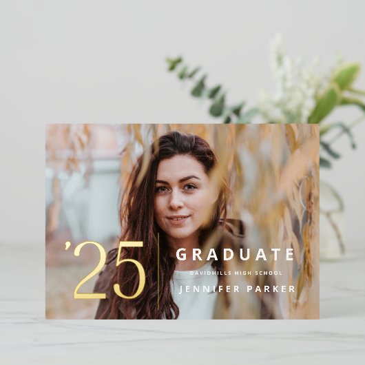 Kleurrijke eindexamen aankondiging folie kaart (Staand Voorkant)