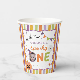 Kleurrijke en Spookachtige Eerste Verjaardag van e Papieren Bekers