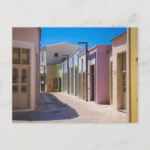 Kleurrijke gebouwen in de oude stad Paphos