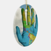 Kleurrijke gekleurde Wereldkaart in handen, kunstf Keramisch Ornament (Rechts)