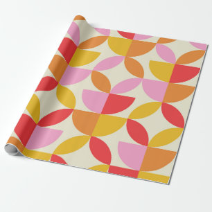 Kleurrijke geometrische vormen uit het midden van cadeaupapier