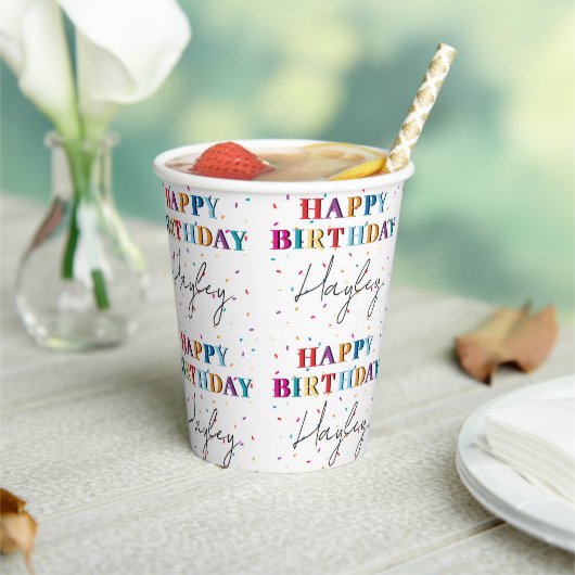 Kleurrijke Happy Birthday Custom Name Confetti Papieren Bekers (Insitu)