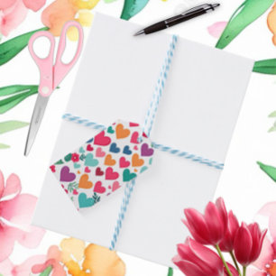 Kleurrijke harten op maat cadeaulabel